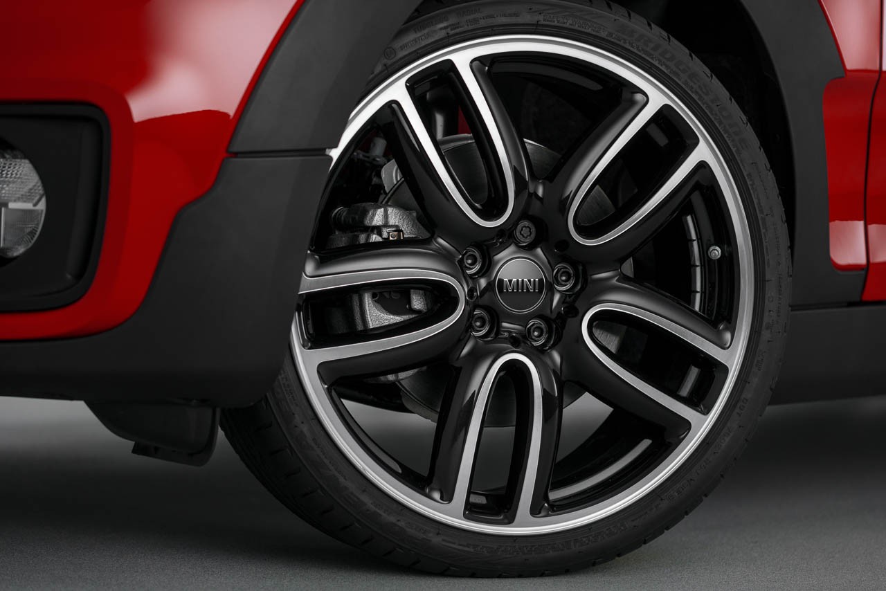 19” JCW Course Spoke runflat